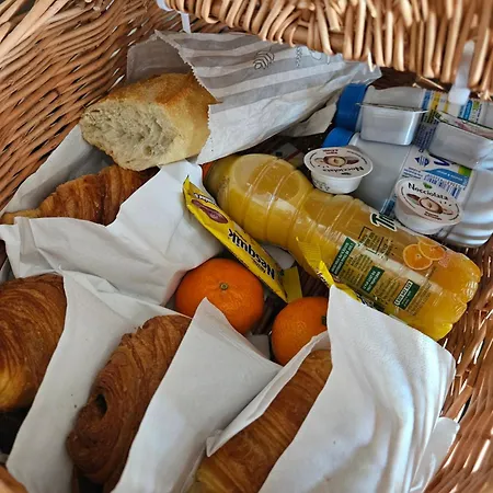 Les De Justine L'ecrin Tropical Bed & Breakfast *
