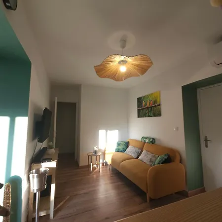 Les De Justine L'ecrin Tropical Bed & Breakfast *
