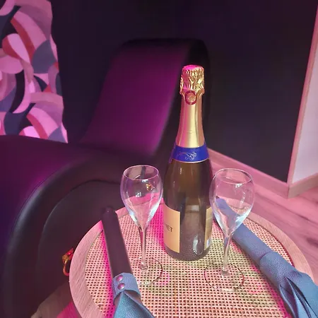 לינה וארוחת בוקר L'ecrin Tropical *